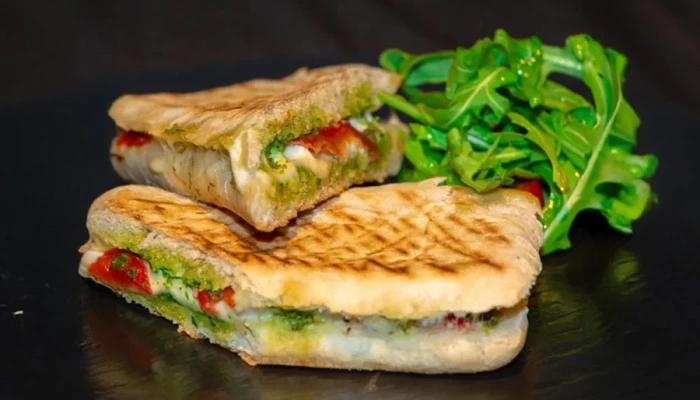 green Panini image 1